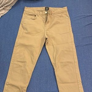 H&M Men’s slim fit khakis